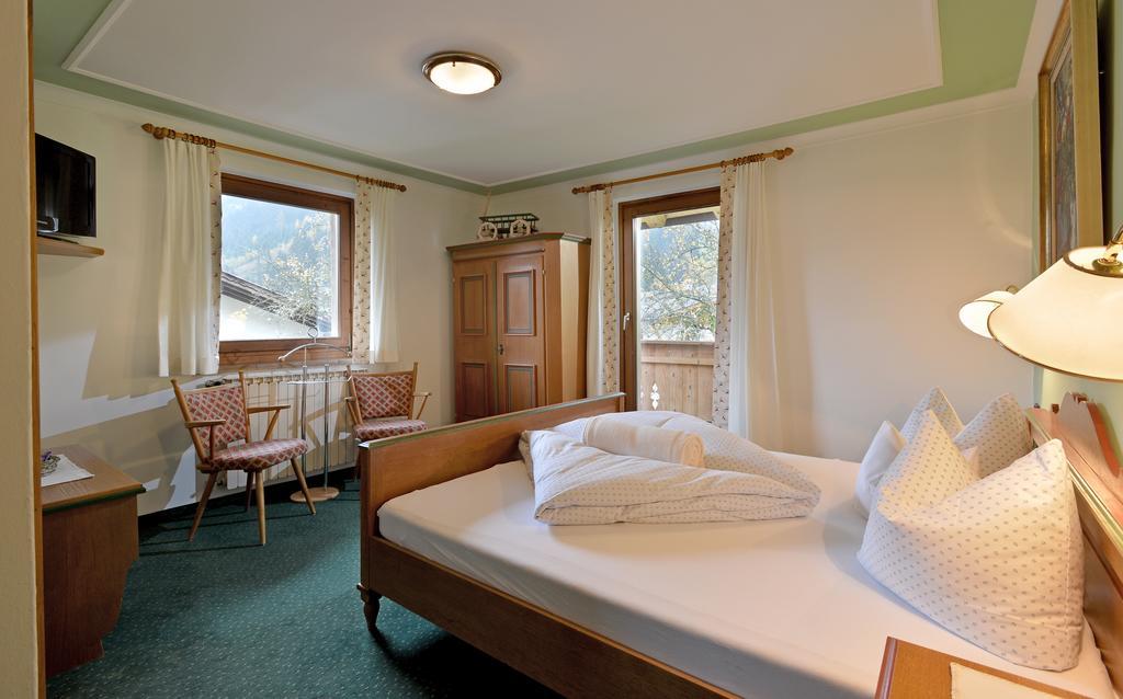 Landhaus Kumbichl Mayrhofen Δωμάτιο φωτογραφία